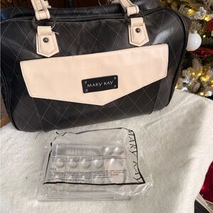 Mary Kay Black and Cream Quilted Cosmetic Bag